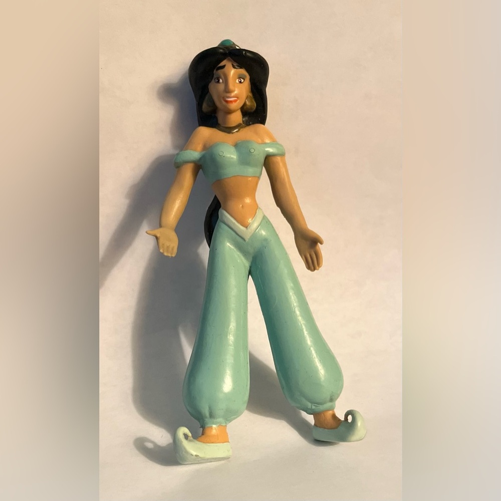 Vintage Disney Aladdin Princess Jasmine Bendable Action Figure